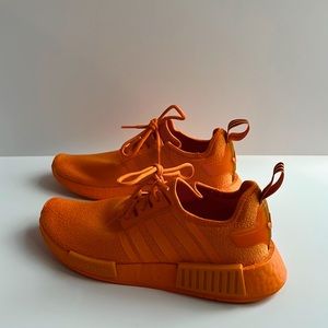 Adidas Originals NMD R1 in Orange/Orange 7.5W